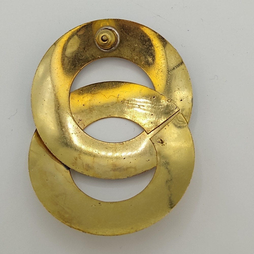 Double Circle Hammered Gold tone and Enamel Post Back Earrings 1980s Vintage - Picture 3 of 8